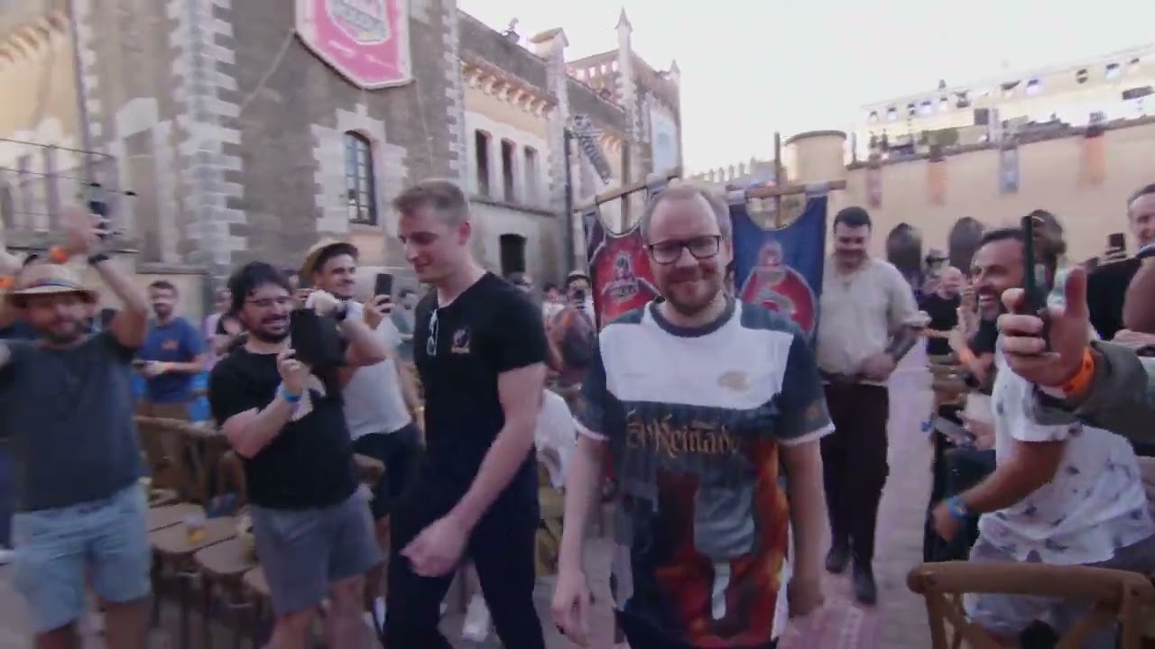 Viper VS Lierrey Stage Entrance - Red Bull WOLOLO EL REINADO