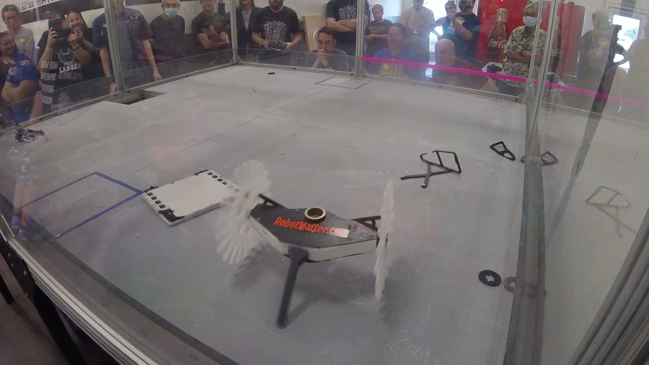 Wumbo vs LowLow Man (Beetleweights- RoboRumble Nov 2021)