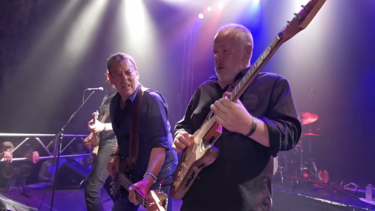 Gerry McAvoy&acute;s Band of friends - Million Miles Away - Balve 13.08.2022
