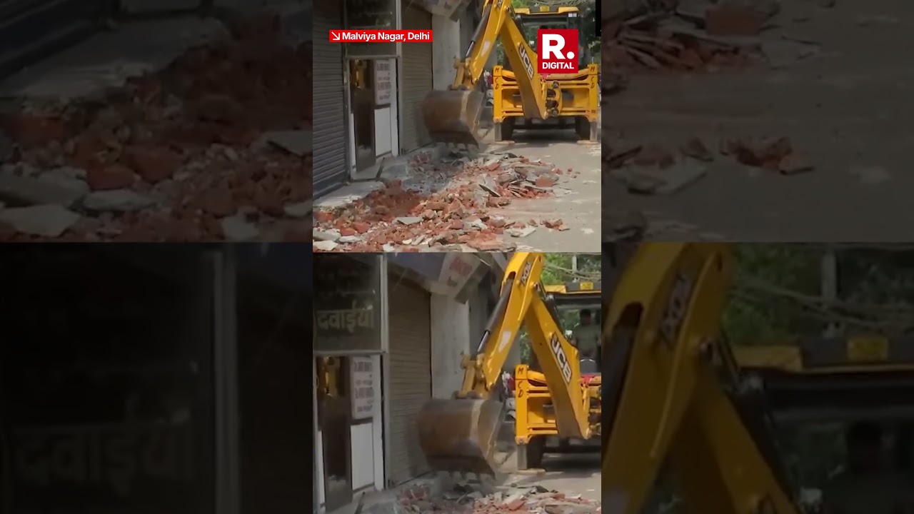 Delhi Demolition Shock: Bulldozers Flatten 150 Structures in Shalimar Bagh Amid Heavy Security