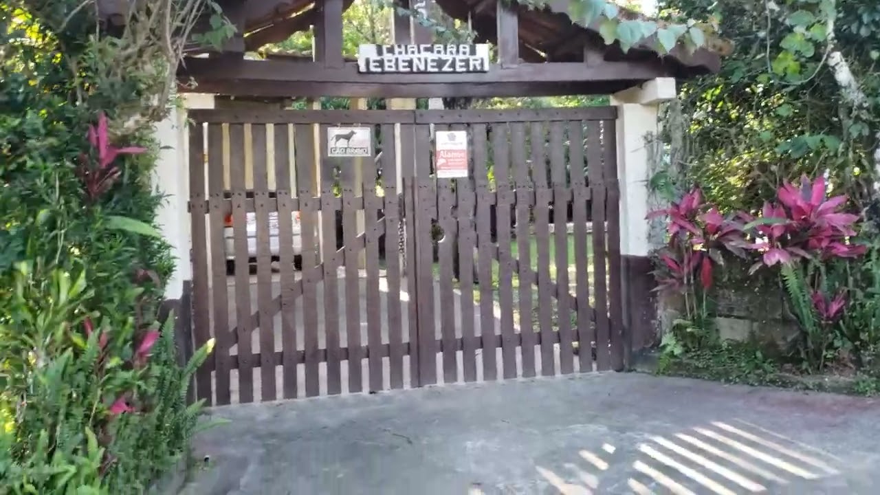Mostrando a entrada da Chácara Ebenézer em Itariri