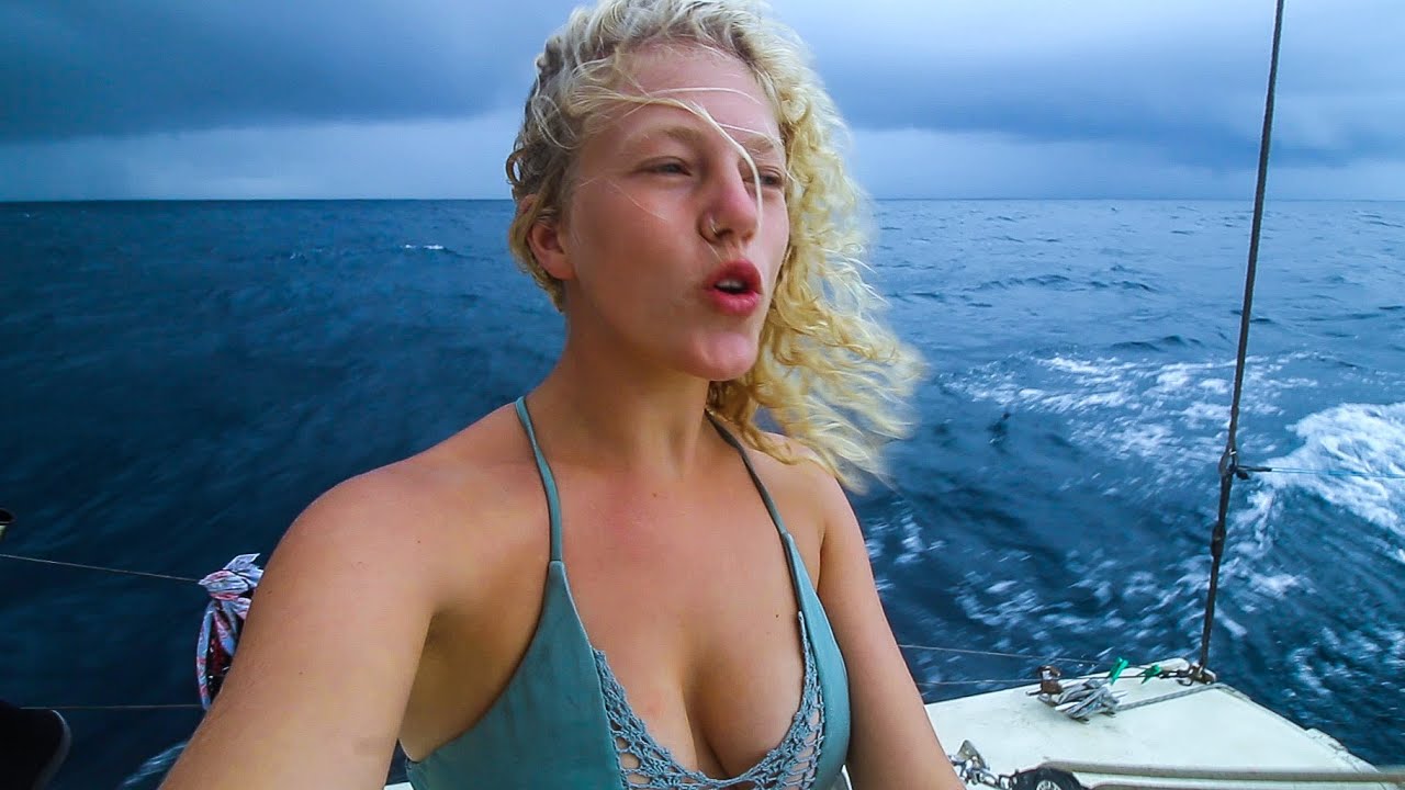 Chased by Storms & Intercepted by the Navy – Sailing Panama’s Wild Coast (Ep. 40)