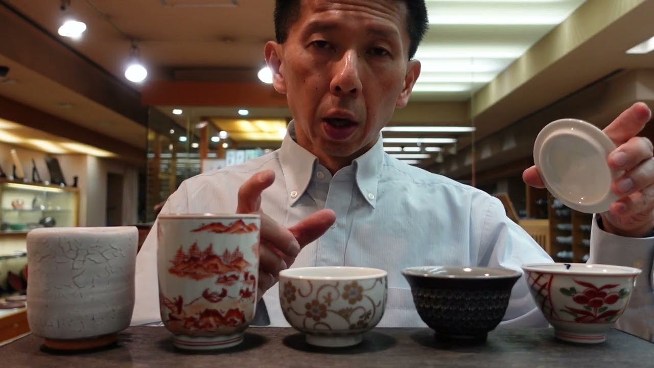 湯呑茶碗の形の種類と用途の違いについて解説しました
