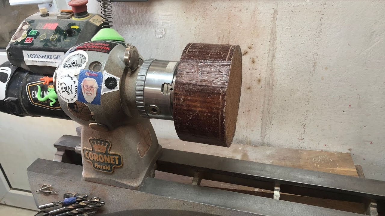 Woodturning - плавающая коробка