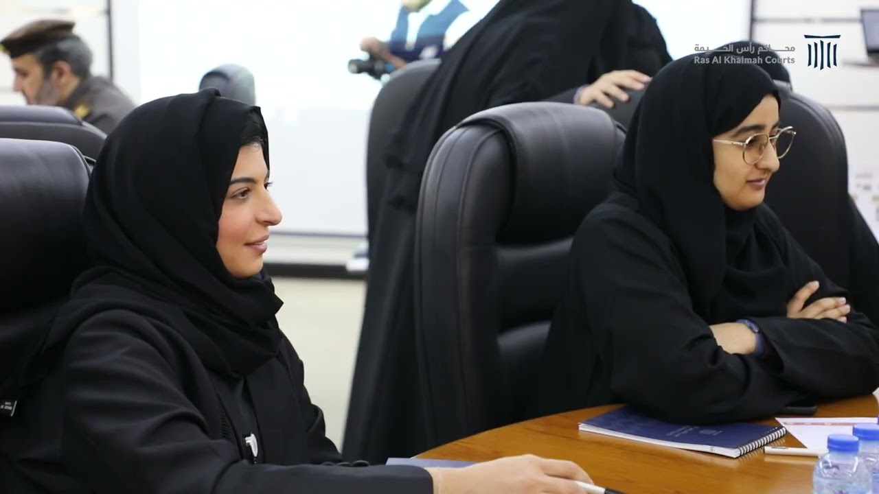 رئيس محاكم رأس الخيمة يستقبل وفداً من الإدارة العامة للإقامة وشؤون الأجانب
