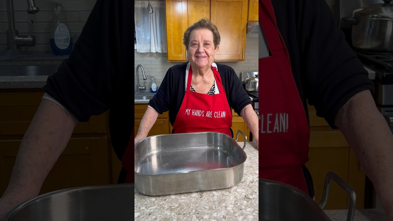 Nonna Pia&rsquo;s Baked Ziti Prep 🤌🏻 🍝 🇮🇹 #nonnapia #madewithlove #bakedziti
