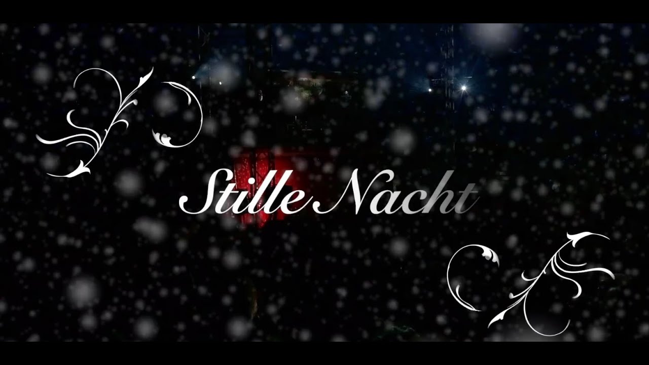 Floor Bosman zingt Stille Nacht in het Weihnachtscircus Aachen 2023.