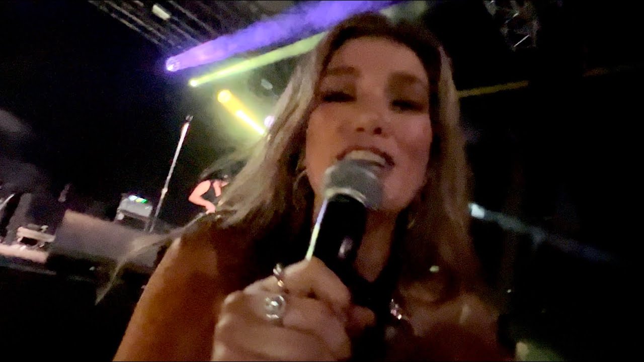 Delta Goodrem - Believe Again - LIVE *4K* FRONT ROW - Glasgow, 22/8/23 - Hearts On The Run Tour ❤️