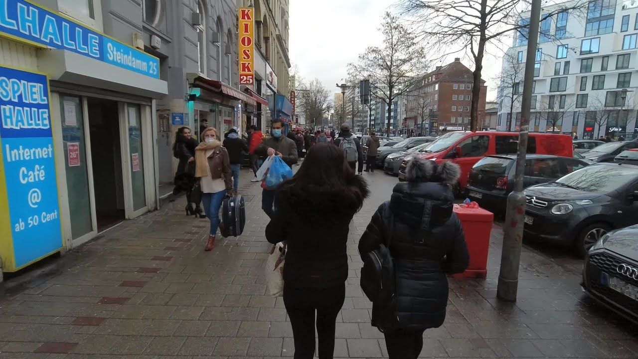 Relaxing Walking tour with Original City Sounds in Germany Hamburg - Steindamm - Winter 🇩🇪 2022 - 4K