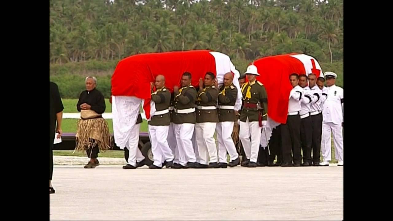 Tu'ipelehake and Kaimana bodies arrive in Tonga Jul 2006