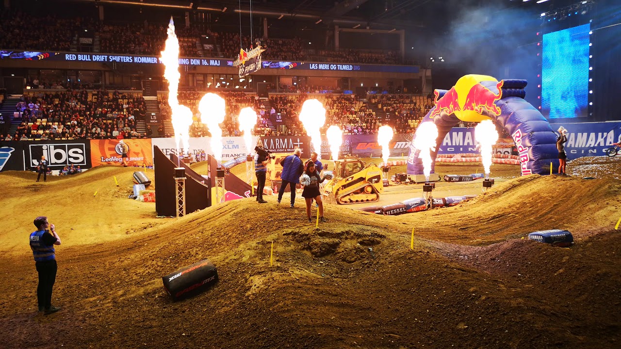 Yamaha Supercross 2020 i Herning Stunts
