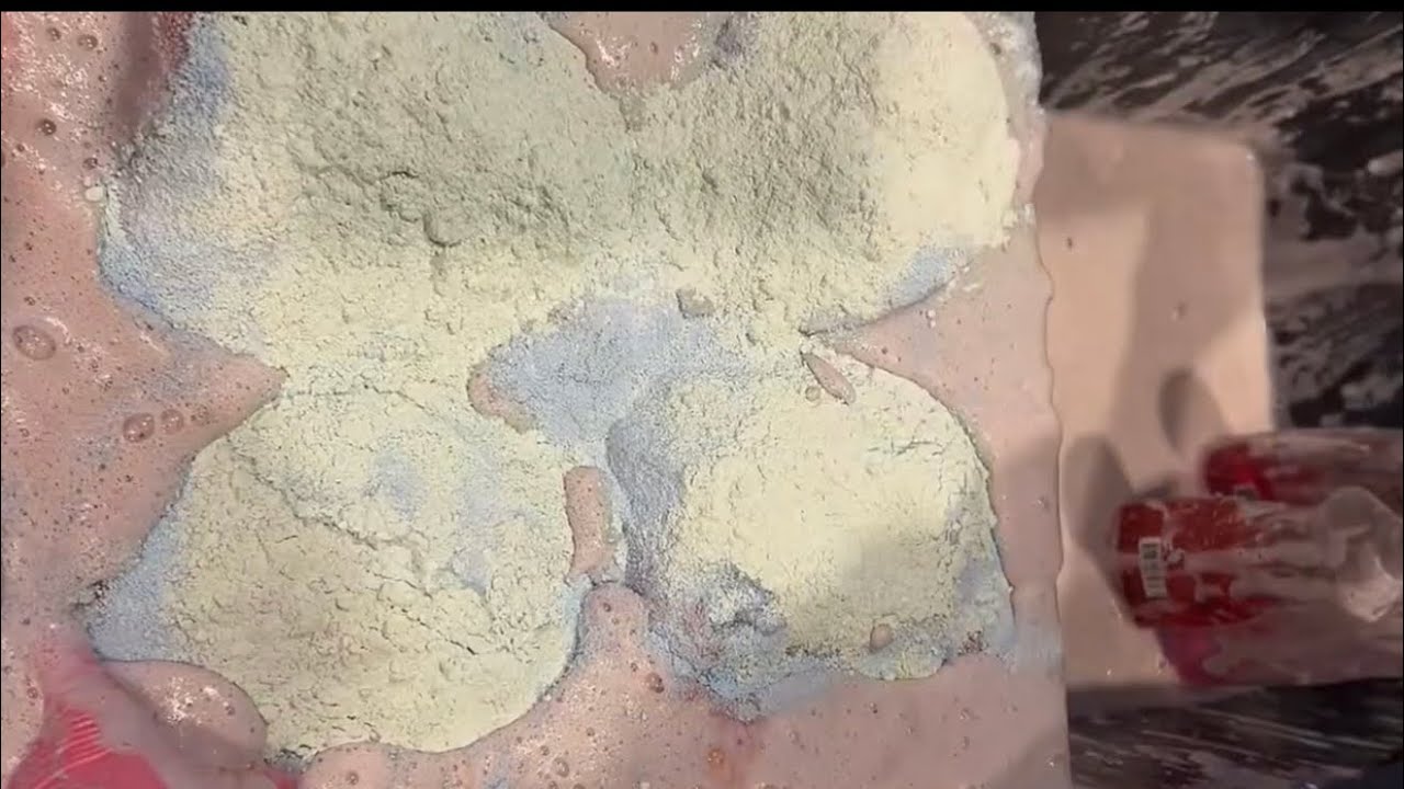 Mix suds overload satisfying #asmr #asmrsounds #oddlysatisfying #satisfying @sweetheat sarahh 