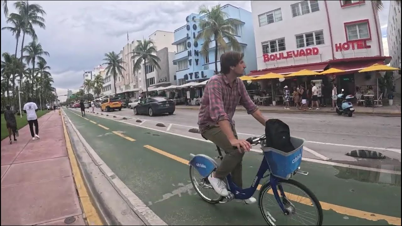 Explore Miami / Walking And Driving.