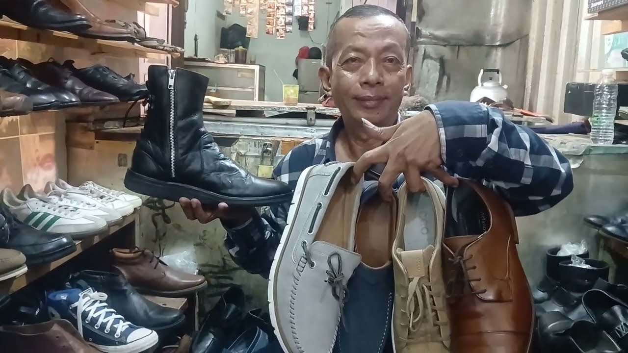 LAPAK KAKI LIMA JUAL SEPATU BRAND DUNIA MURAH