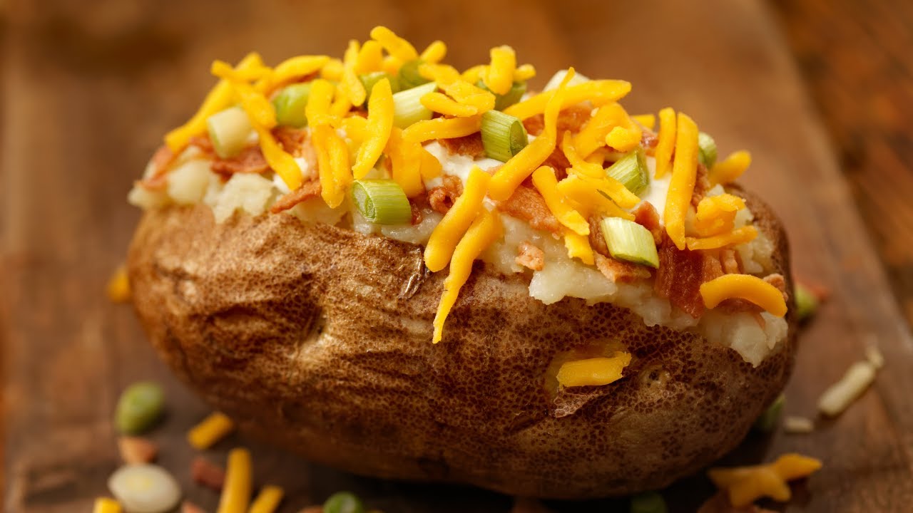 Hjemmelaget Bakt Potet Med Fyll Oppskrift 🥔