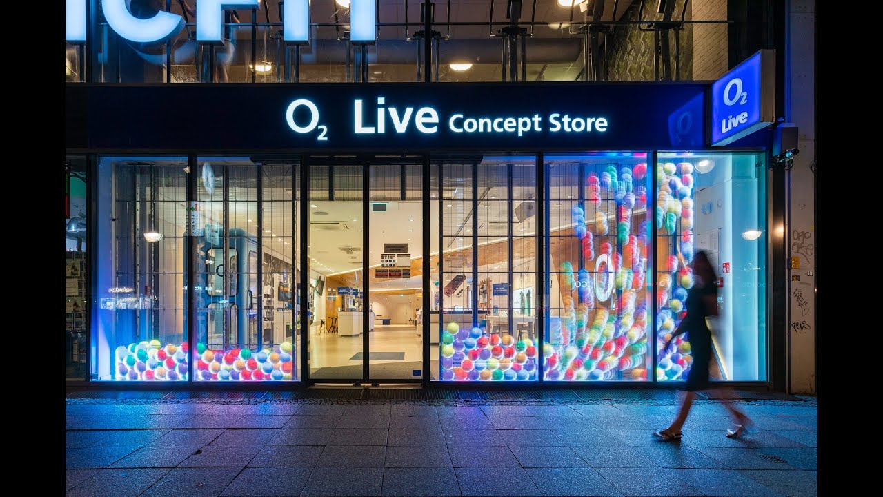 O2 Live Concept Store by umdasch The Store Makers
