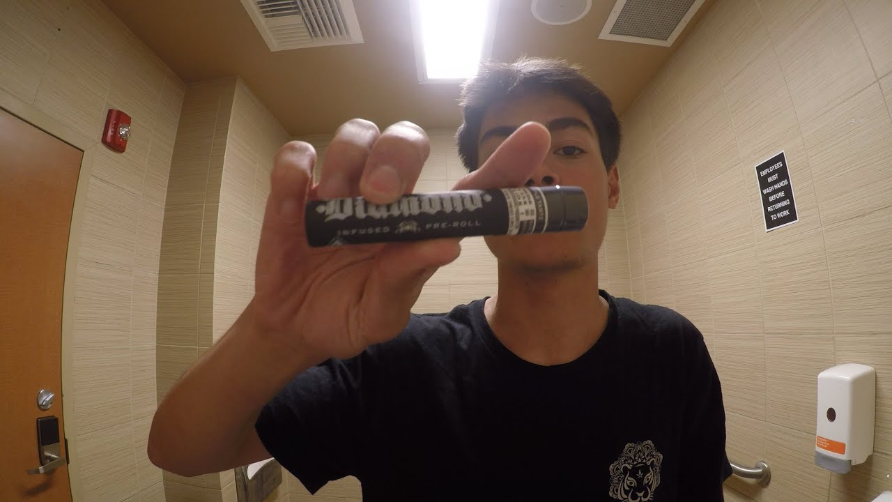 Taco Bell BATHROOM Sesh 🍃💨