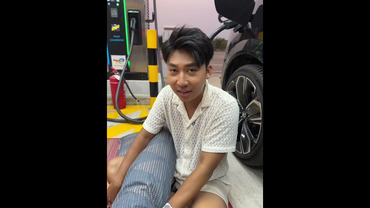 ឡាន EV គេដូចមិនចឹង..! 