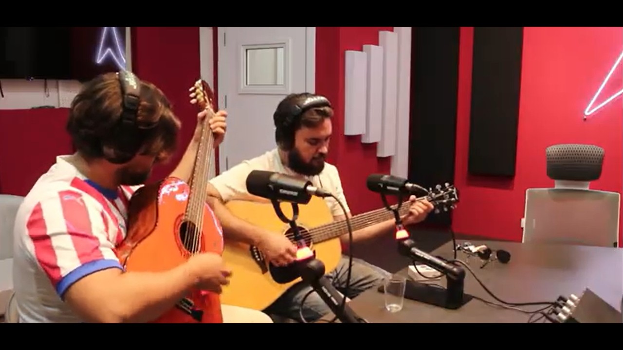 Entrevista con banda local en La Noche de la 100 - Banda Los Piters #LANOCHEDELA100