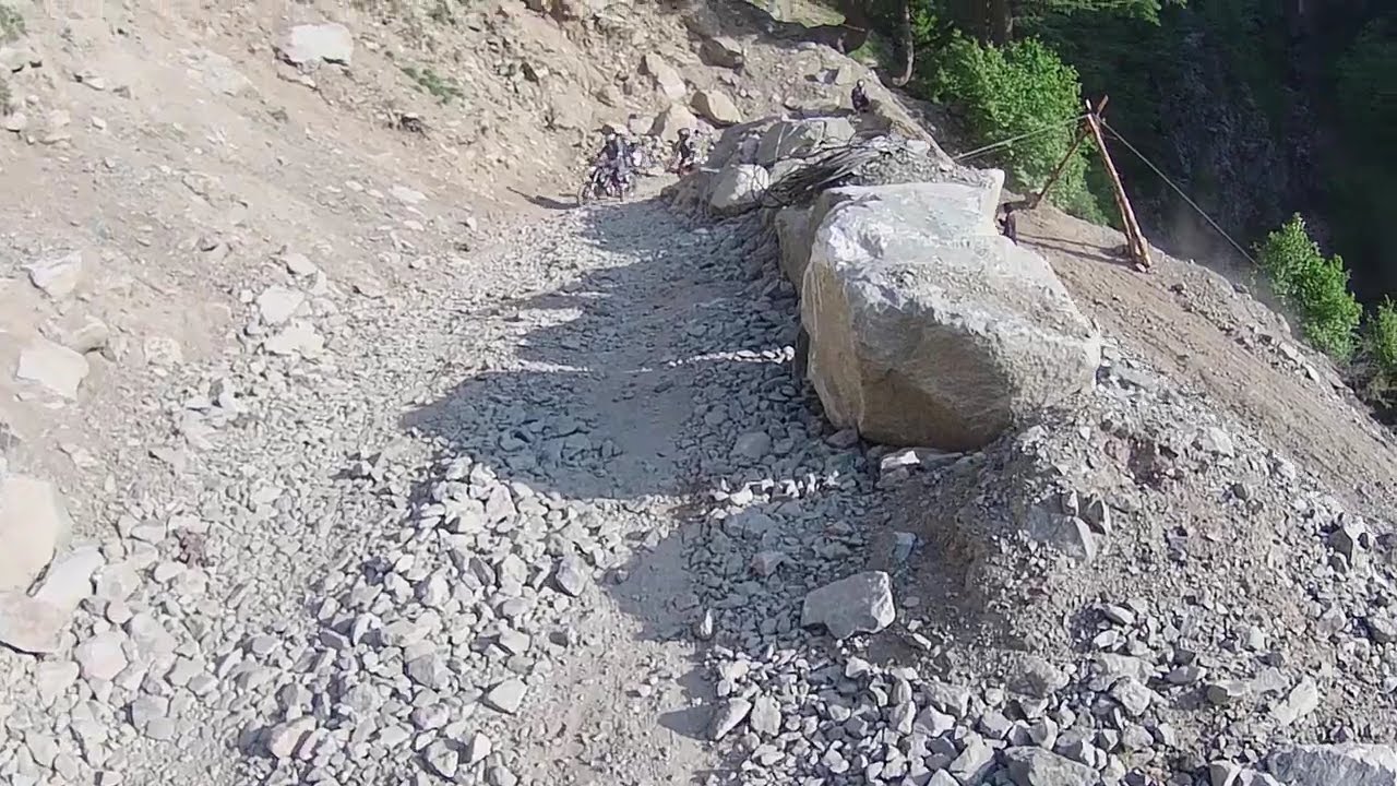 Off Road Track, Dangerous Curve Off Road Track of Taip Banda from Mankiyal Bahrian Madyan Kalam RD