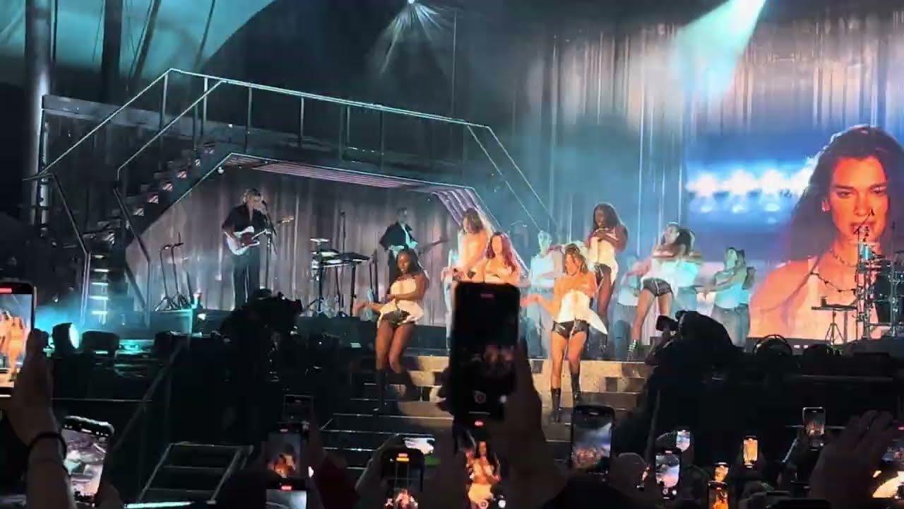 DUA LIPA 💃🏻 in Berlin 5.6.2024 - 🔐HOUDINI - live at the Waldbühne Berlin🌲💦
