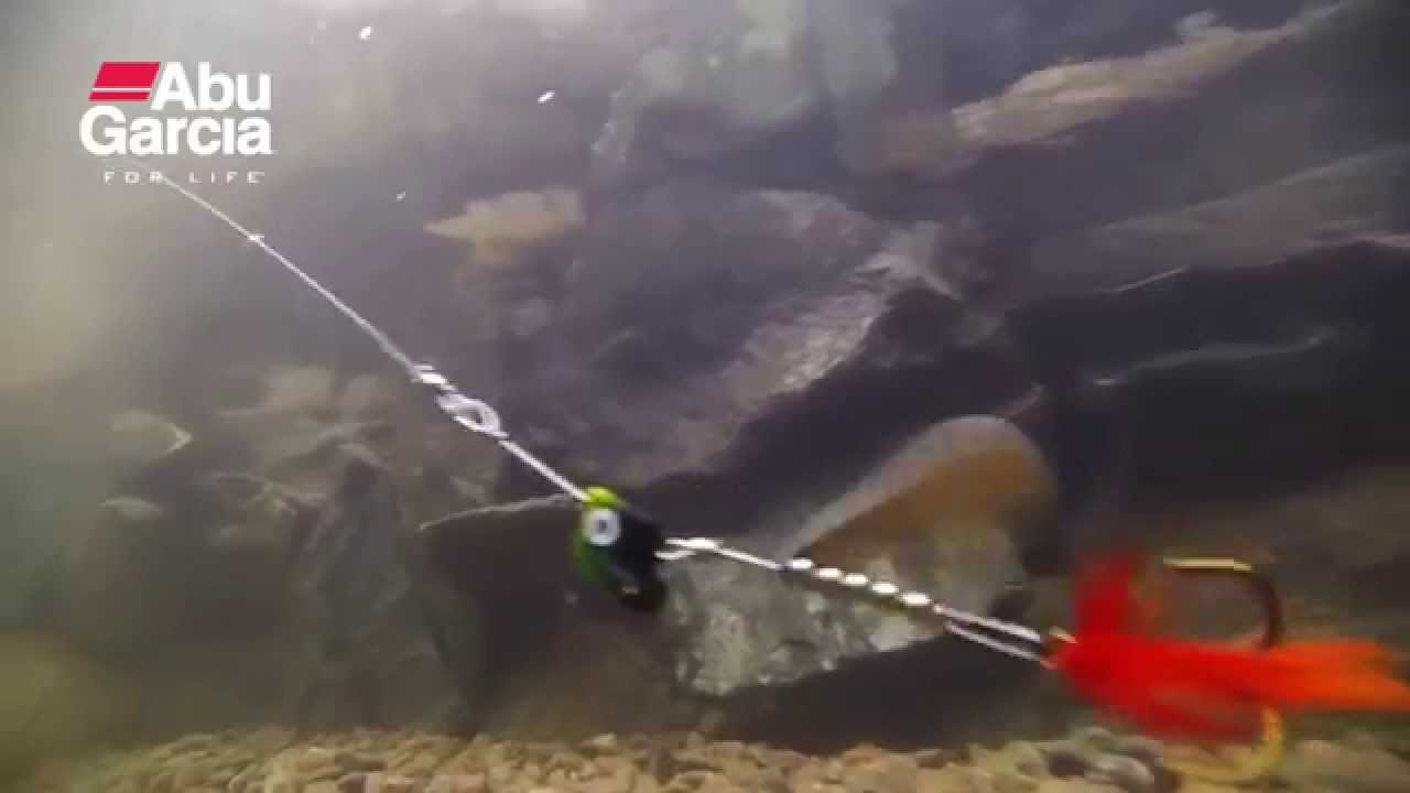 Abu Garcia M&ouml;rrum Spinner swimming action