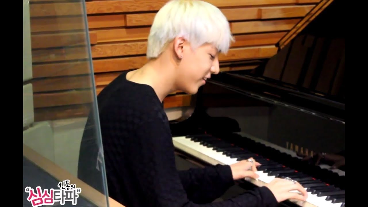 신동의 심심타파 - GOT7 BamBam, playing piano - 갓세븐 뱀뱀, 피아노 연주 20140705