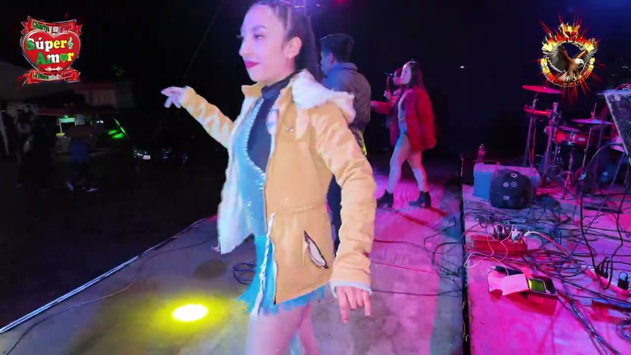 🌴 ¡PURO SABOR TROPICAL! Charly Super Amor poniendo el ambiente 🎹💃