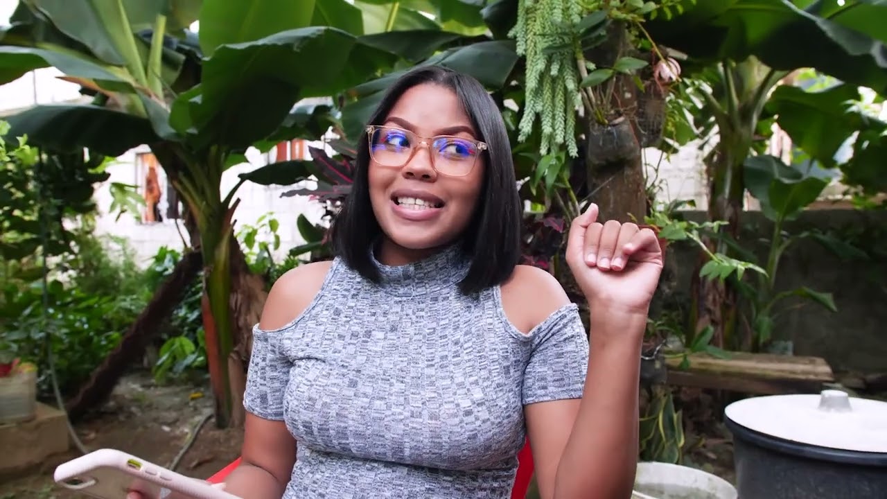 Descubre que su ex se caso con otra y le hace la vida imposible