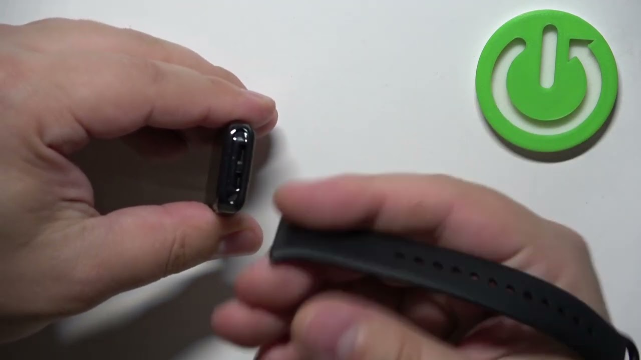 Как поменять ремешок на HONOR Band 9