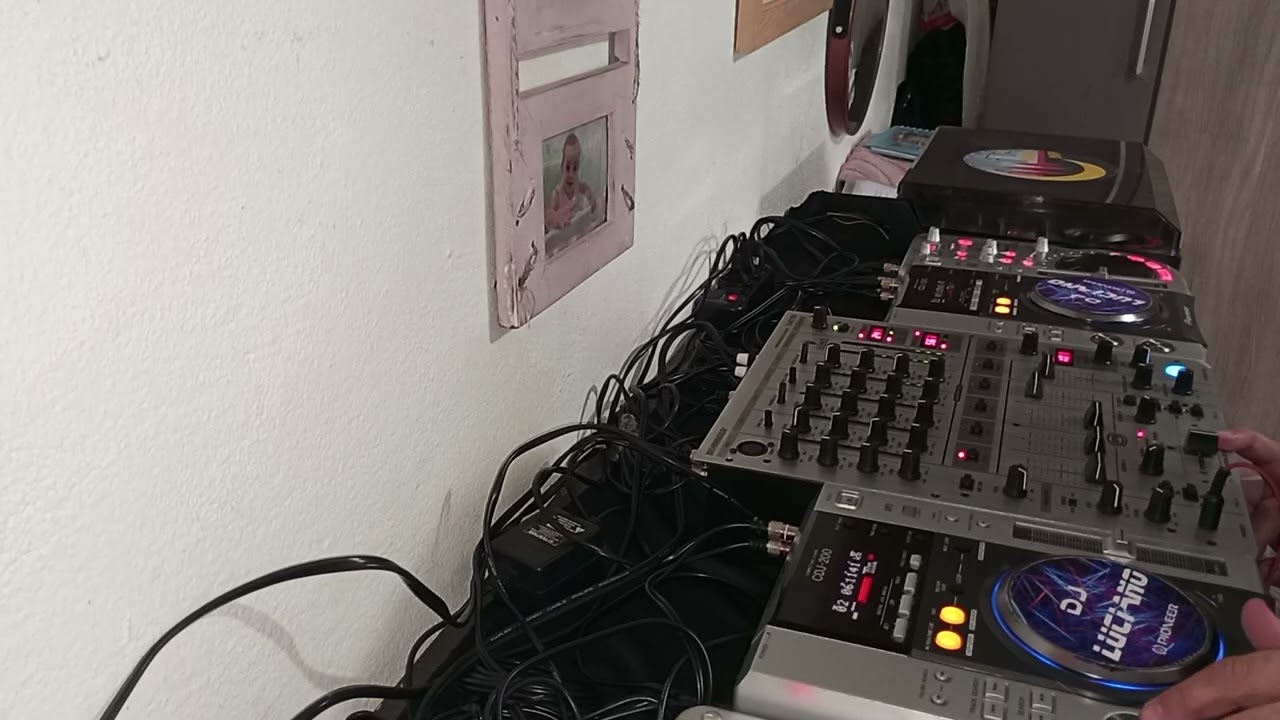 MIX ELETRO HOUSE BY DJ.LUCIANO CAMPOS