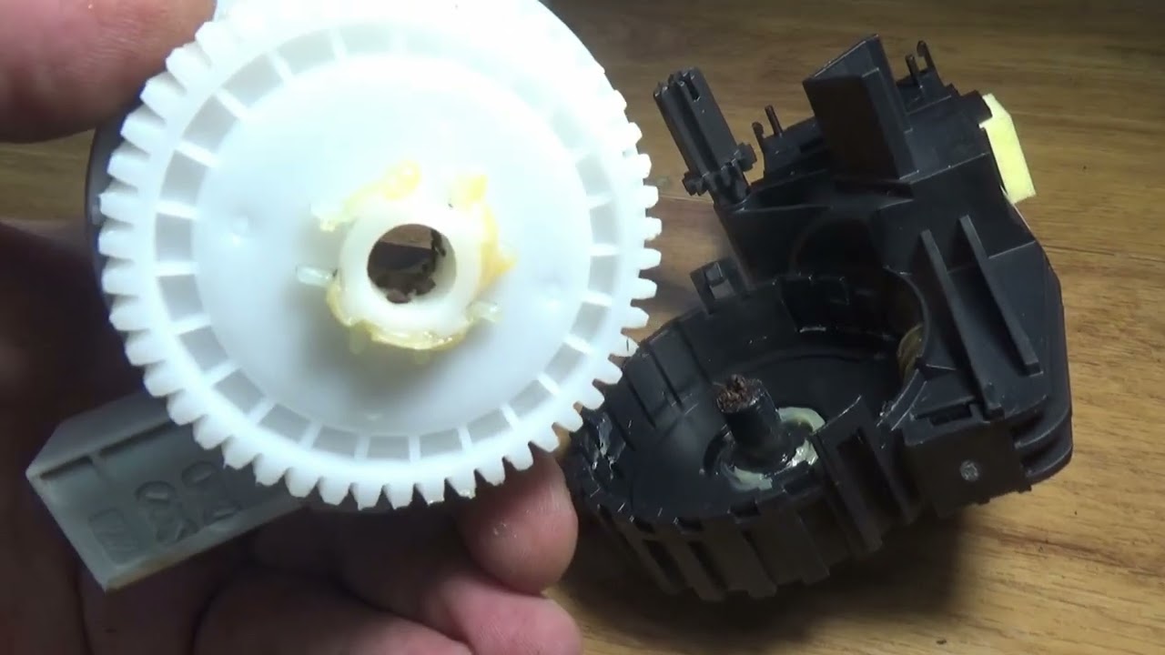 Кофемашина Siemens  Ремонт кофемолки