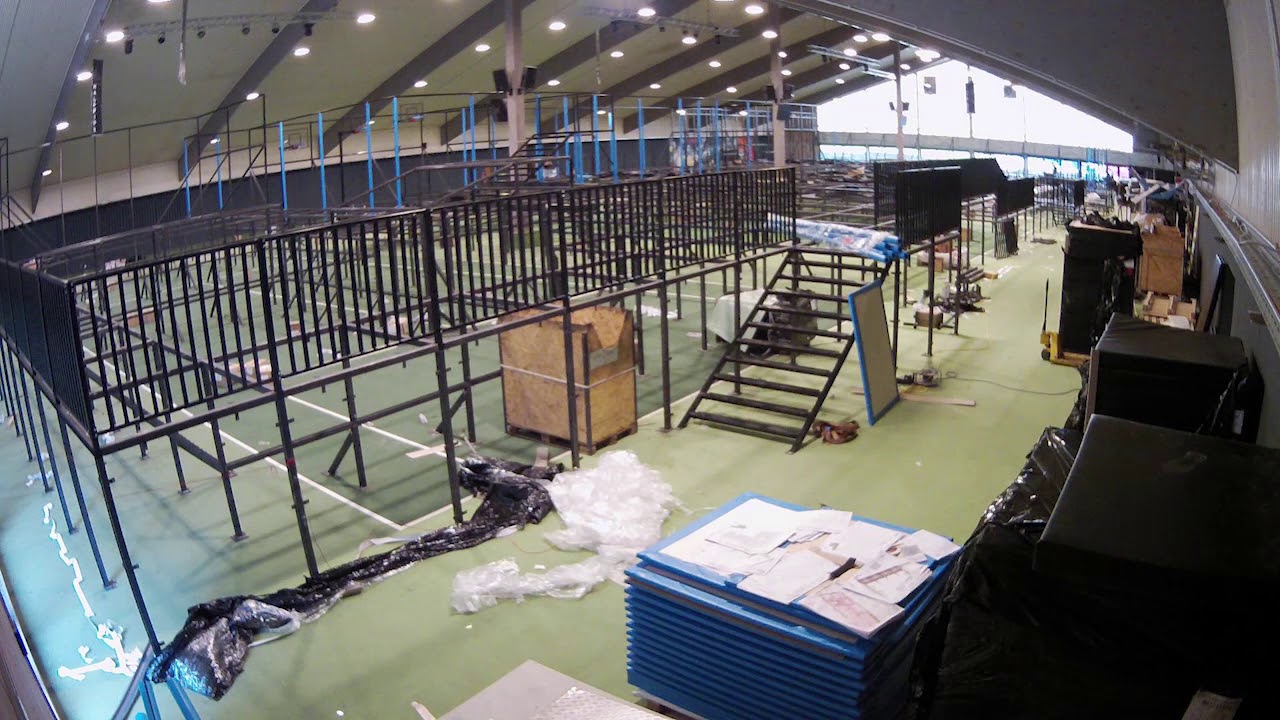 Timelapse installation trampoline park CrazyJump Wuppertal - ELI Play