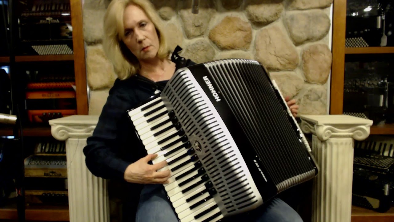 HOHNVETIV120SB - Silver Black Hohner Ventura Piano Accordion LMMM 41 120 $4999