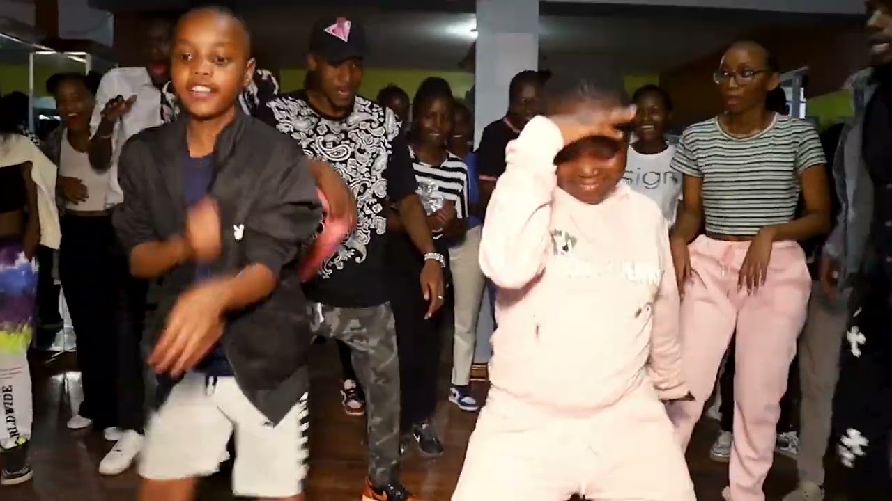 Dimension - Fully Focus ft  Bien || Official Choreography by Kendi.q (DUET)