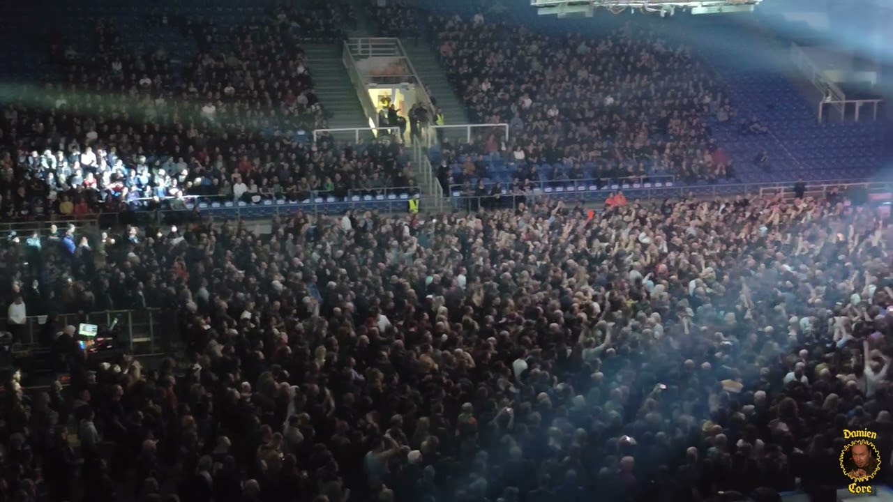 Slash  and The Conspirators + Mammoth WVH - 18.04.2024 - Brno Winning Group Arena