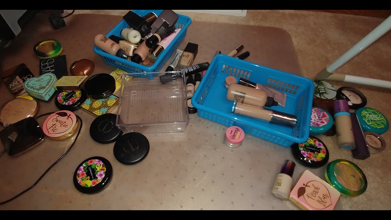 Declutter Series 2018 | Bronzers, Foundations & Concealers