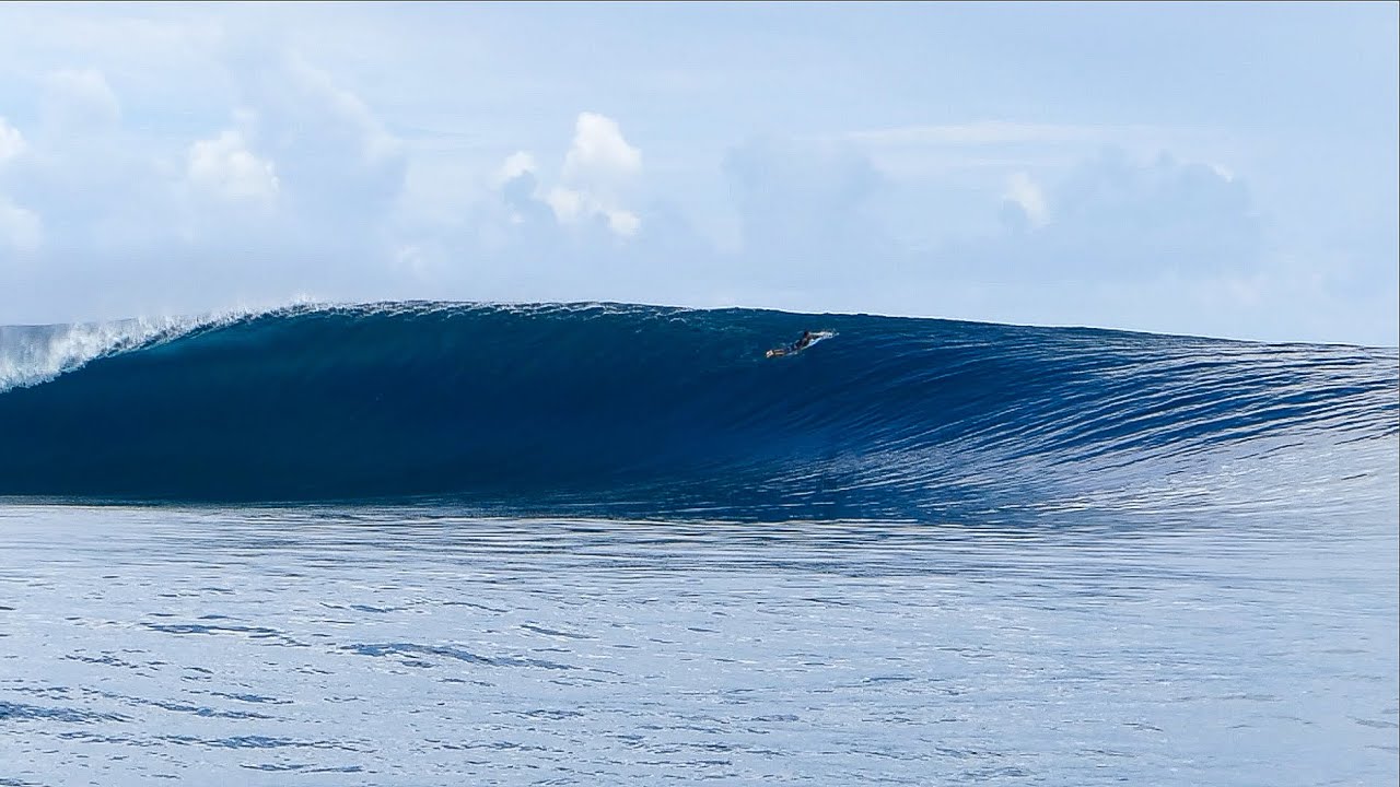 CODE RED MENTAWAIS: INDONESIA GOES XXL
