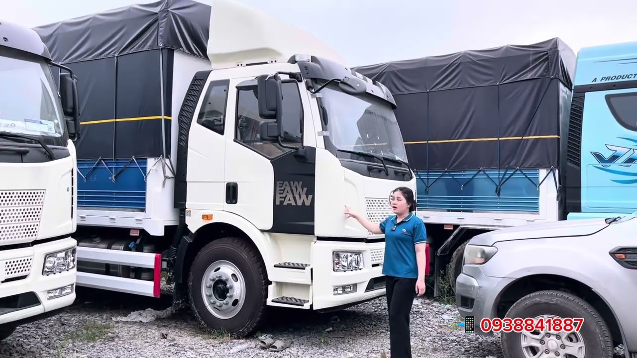 Bãi xe Phú Mẫn- Đồng Nai trưng bày đa dạng các mẫu xe tải lớn nhỏ, từ 900kg -18 tấn