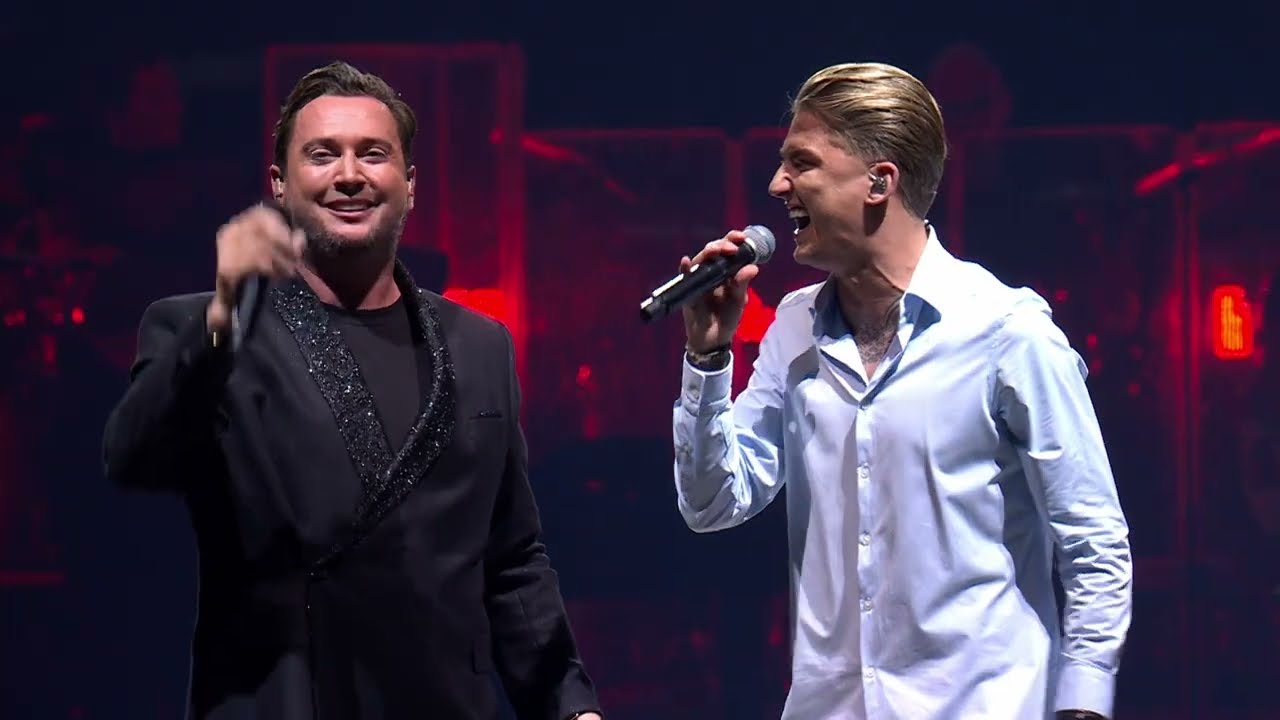 Tino Martin & Mart Hoogkamer – Hartslag Van De Stad (010/20) [Live in de Ziggo Dome 2023]