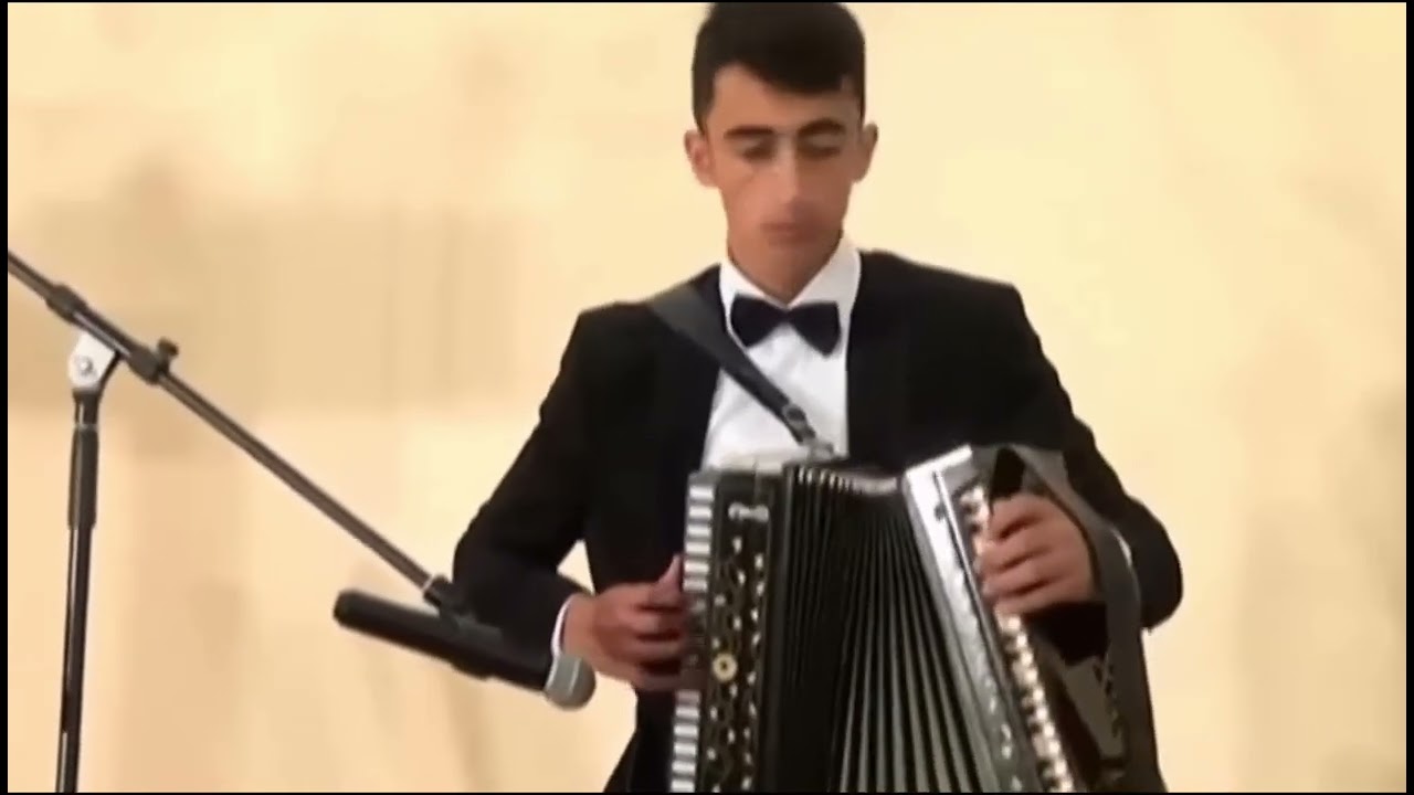 (Libertanqo )Qarmonda -Telman və Fəqan pianoda Şamil müəllim Xuraman münsif heyyəti Zakir Mirzəyev