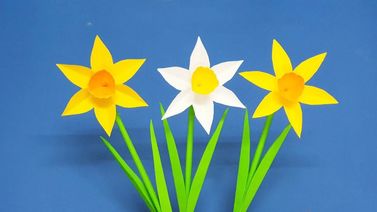 Simple Paper Daffodils, paper flowers, easy