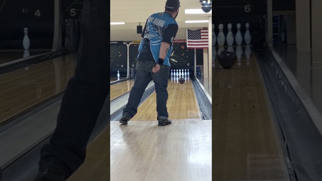 whoops #bowlifi #subscribe #bowlingleague #twohandedbowling #bowlinglife #bowlingisfun #sports