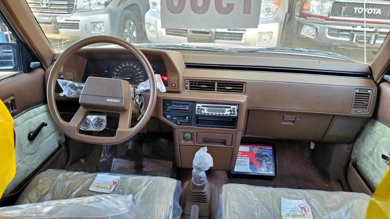 الماضي الجميل ، تويوتا كامري 1986 مخزّن مع السعر | المضلعي للسيارات 776775200