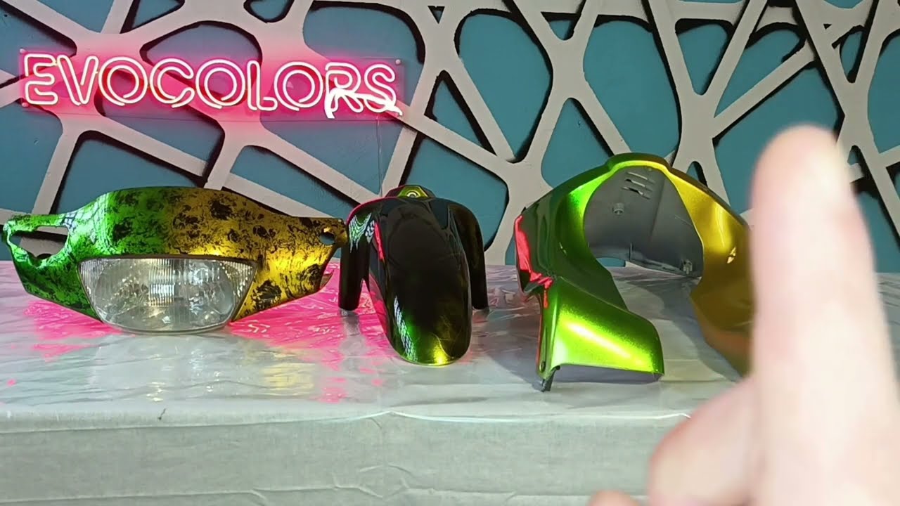 Como PINTAR PLASTICOS de MOTO con SPRAY / PINTURA CAMALEON de EVOCOLORS