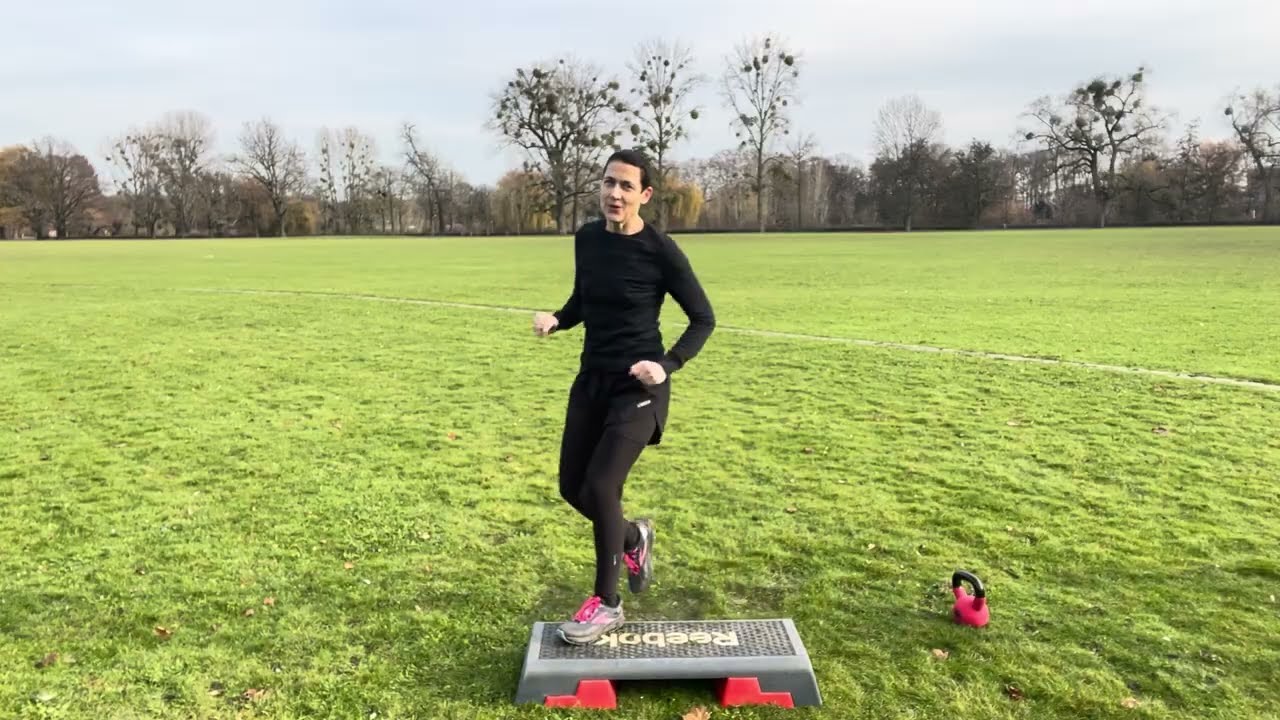 Aktiv statt Winterschlaf - Workout mit Step und Kettlebell