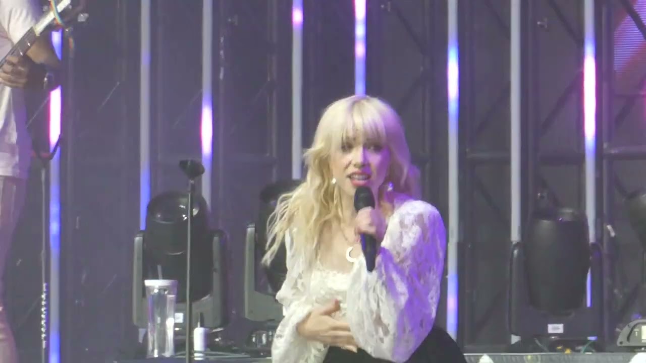 Carly Rae Jepson - Emotion (Coachella Festival, Indio CA 4/22/2022 -Week 2)