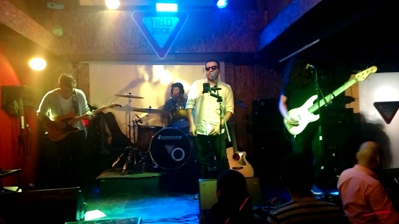 Cielo Gris - I Ran (So Far Away) [A Flock of Seagulls Cover]