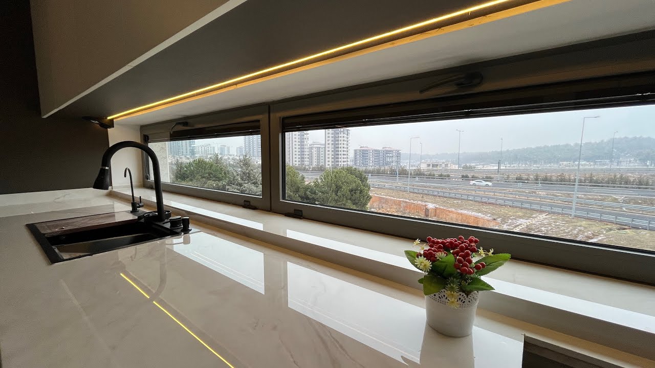 YMZ’ DEN YAMAÇ TEPE MAH’DE SATILIK 3.5+1 LÜX DAİRE