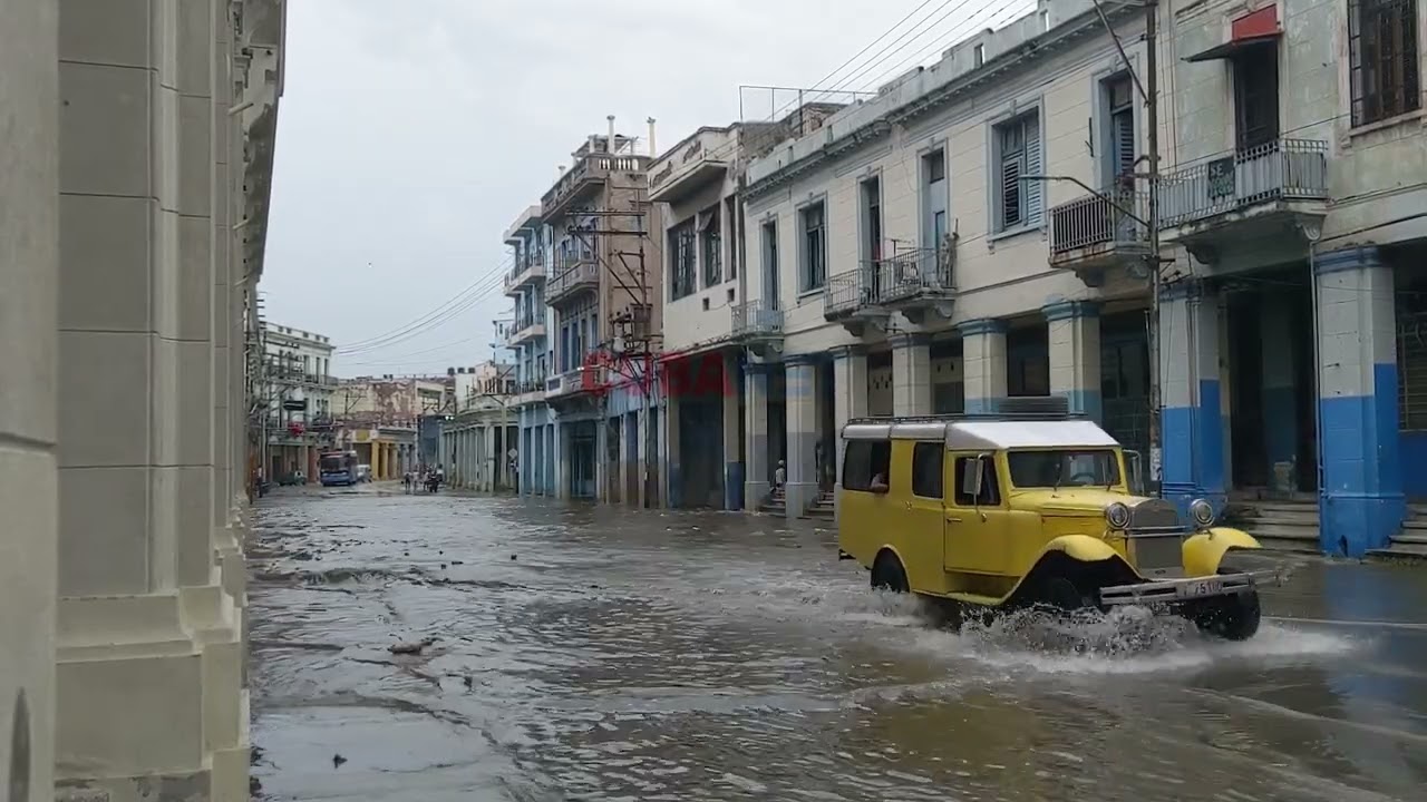 MERCADO de CUATRO CAMINOS, en La Habana: con vista al “MAR”
